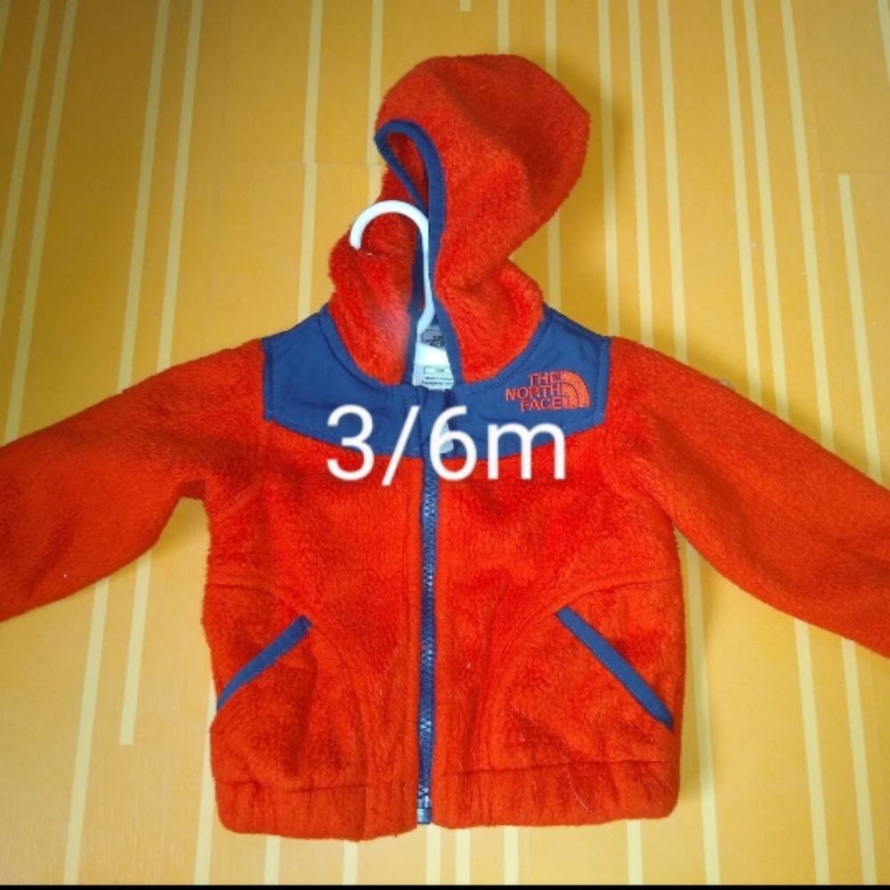 The north face fleece 3/6 months